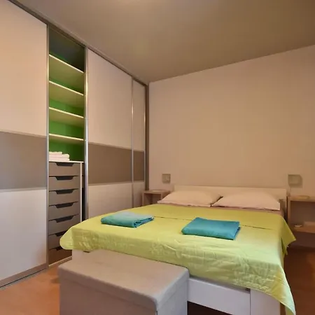 Guest house 4 Two Bol